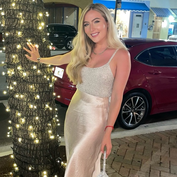 Alice + Olivia Embellished Crop Camisole (almost like the NEW Ceresi crop) - Picture 1 of 11